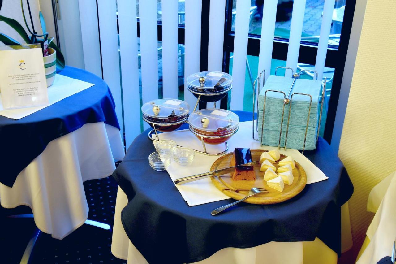 Coronet Hotell 4*